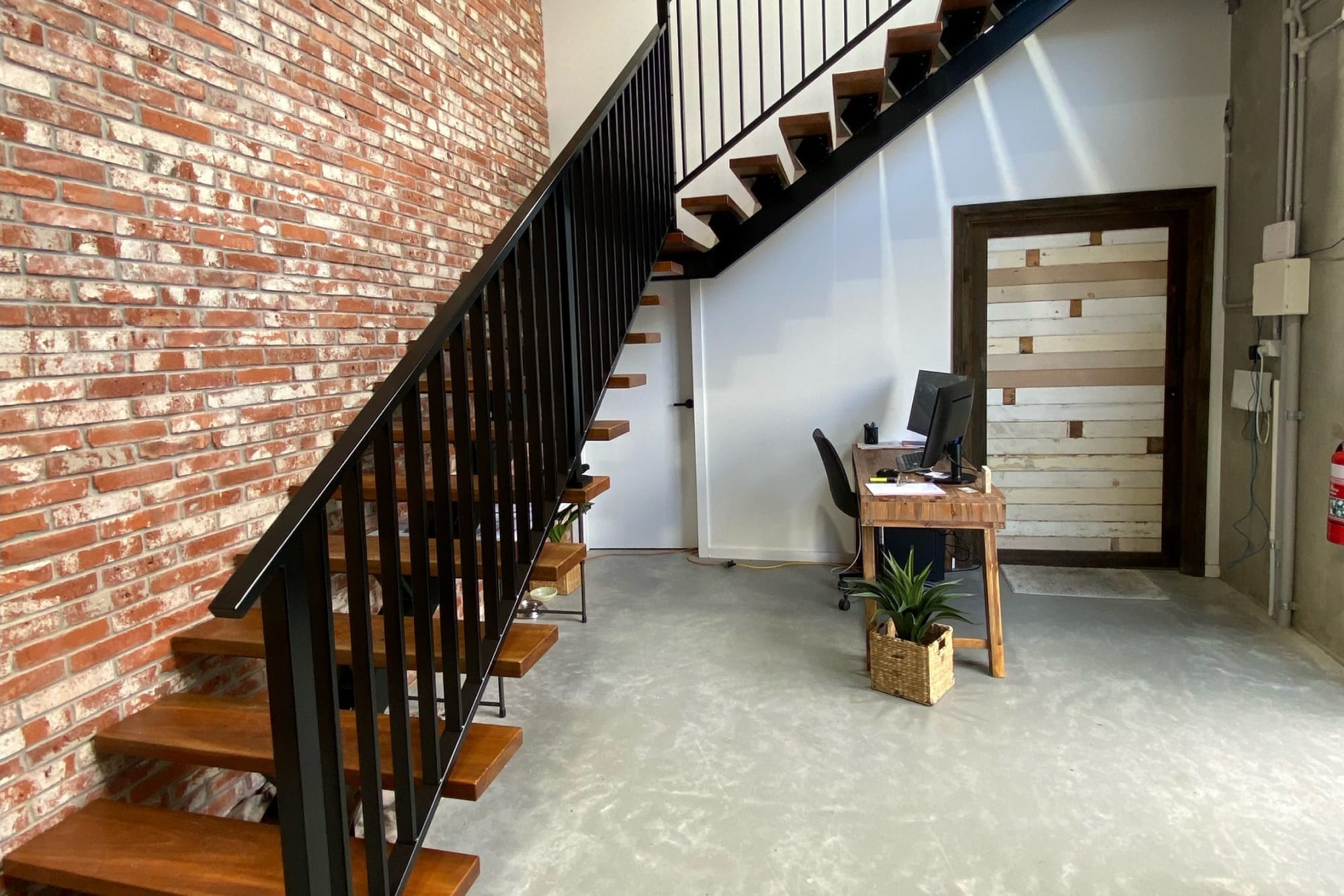 Measuring Balustrade for Stairs ProtectorAl